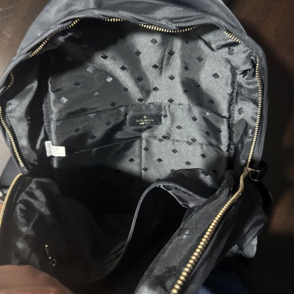 Used KateSpade women large backpack - Picture 5 of 8